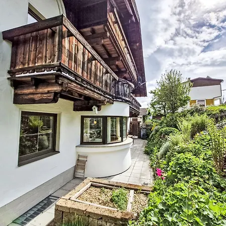 Terrassenwohnung Oz By Interhome Lägenhet Innsbruck